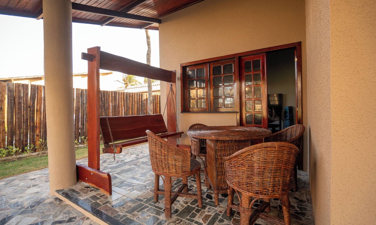 Caponga Ski Chalet | Oceanfront Beach House with Pool
