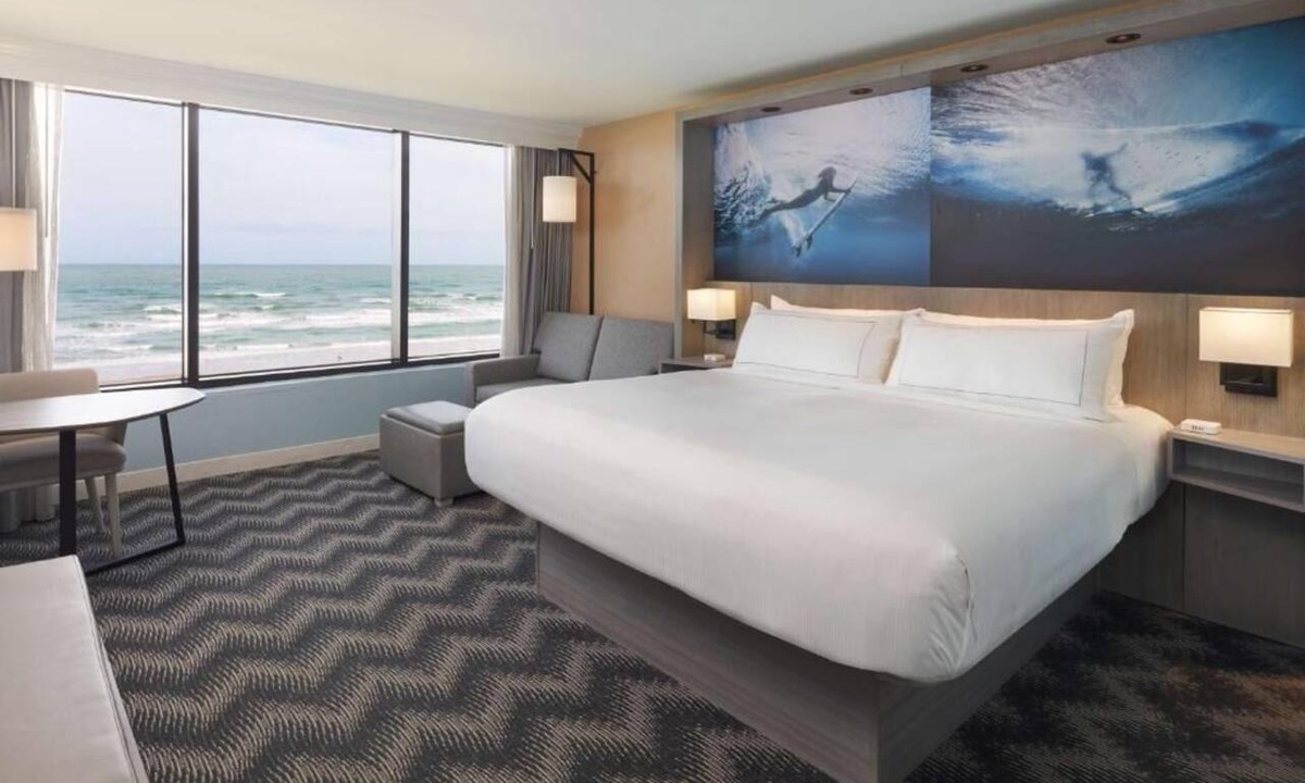 Cocoa Beach Hotel | Oceanfront Bliss in Cocoa Beach | Outdoor Pool, Bike Rental, Atlantic Views