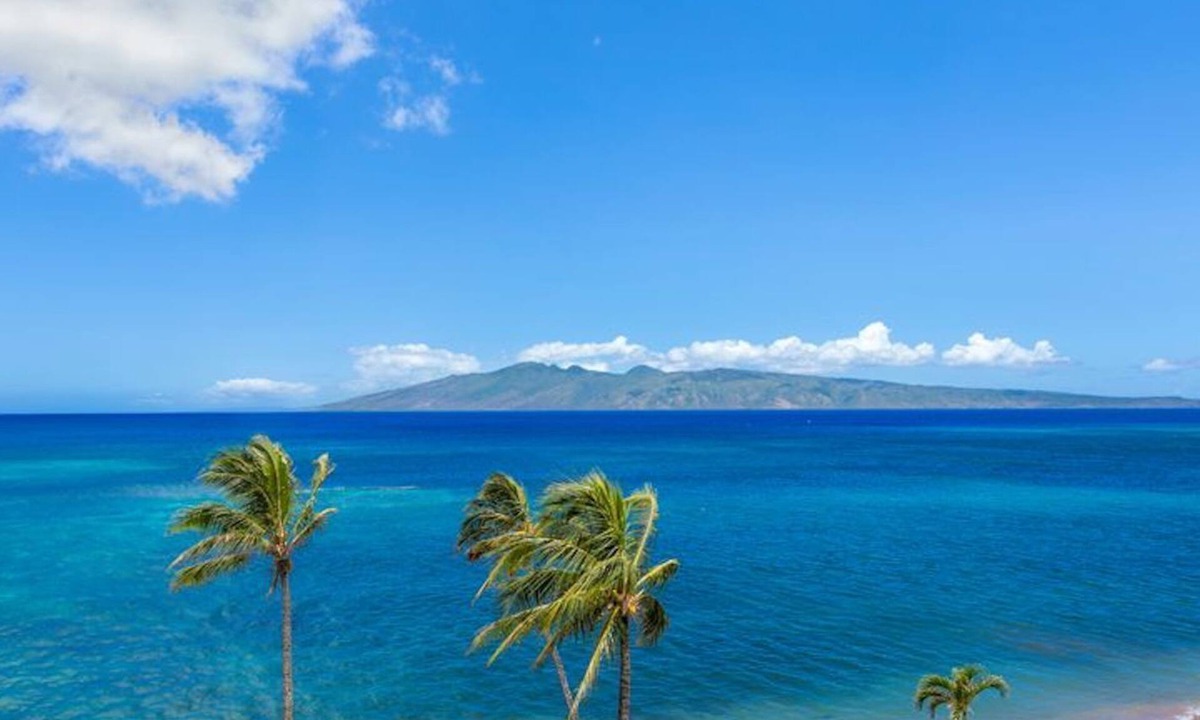 Kahana Condo | OCEANFRONT BR/1BA with BREATHTAKING VIEWS! Paradise Found!