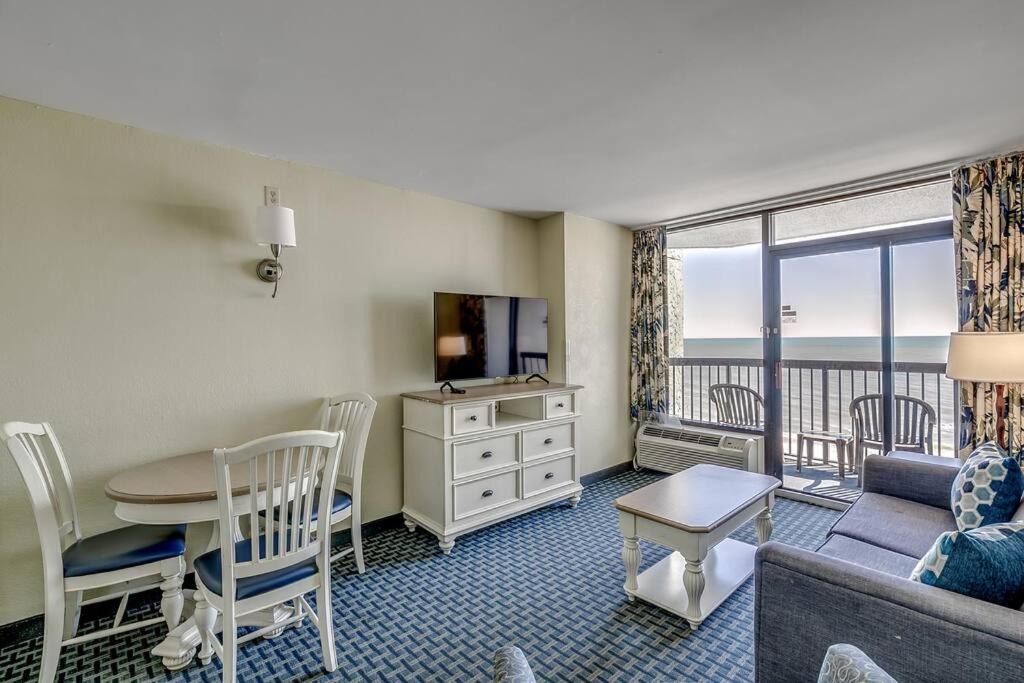 Myrtle Beach House | Oceanfront Condo - 2 Queens - Many Pools