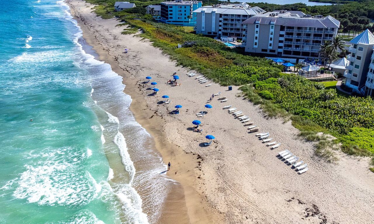 Stuart Condo | Oceanfront Condo- Stuart in beautiful Hutchinson Island Florida