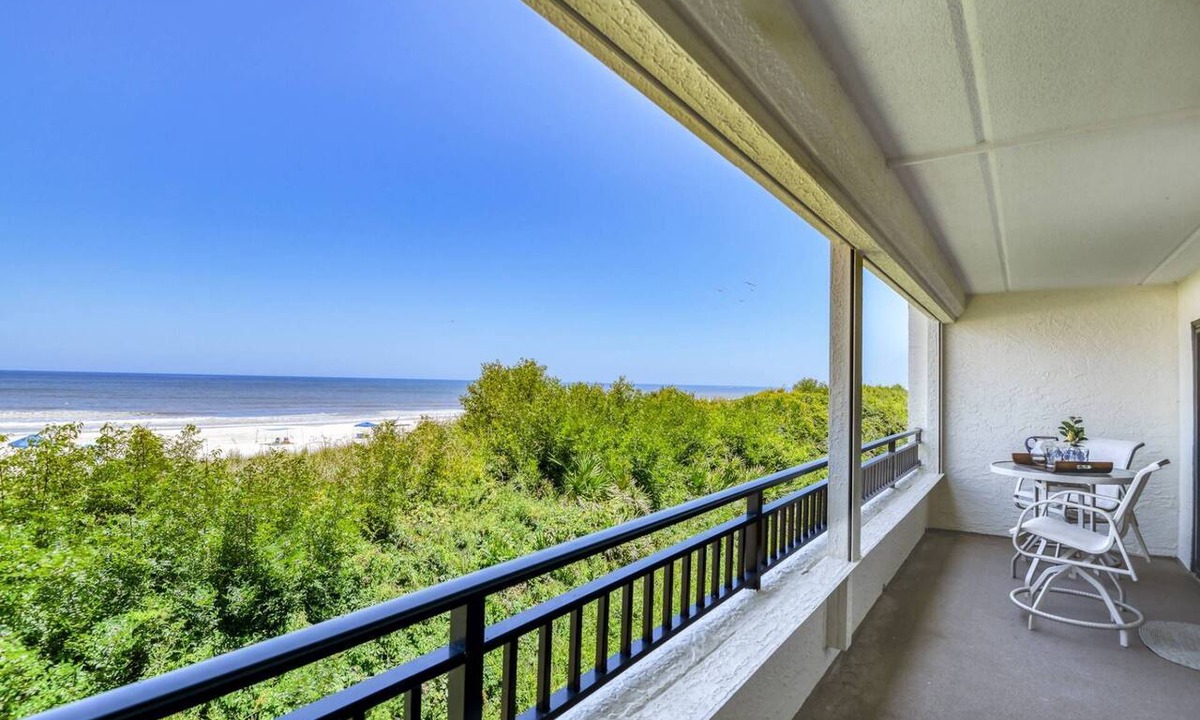Crescent Beach Condo | Oceanfront Condo! Brand New Kitchen, Incredible Views of Ocean and Matanzas River, Spacious Balcony!