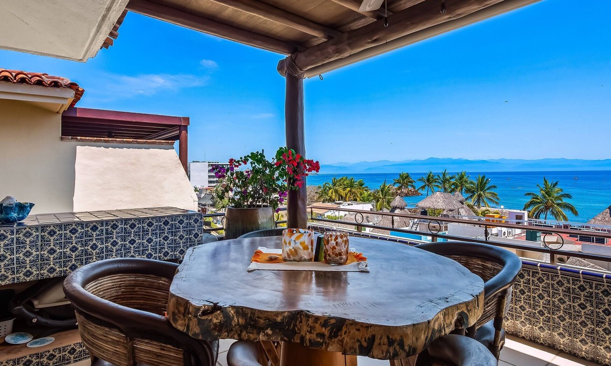 Punta de Mita Condo | Oceanfront Condo With Pool, Balcony, Amazing Views, Washer/dryer, & Partial AC
