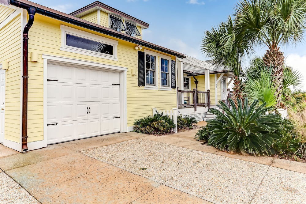 Fernandina Beach Cottage | Oceanfront Cottage with Ping Pong Table Incredible for Water Sports in Fernandina Beach, Florida