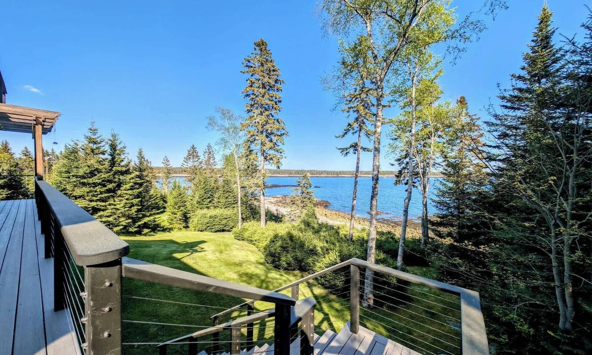 Prospect Harbor House | Oceanfront Cottage with Fire Pit & stunning views