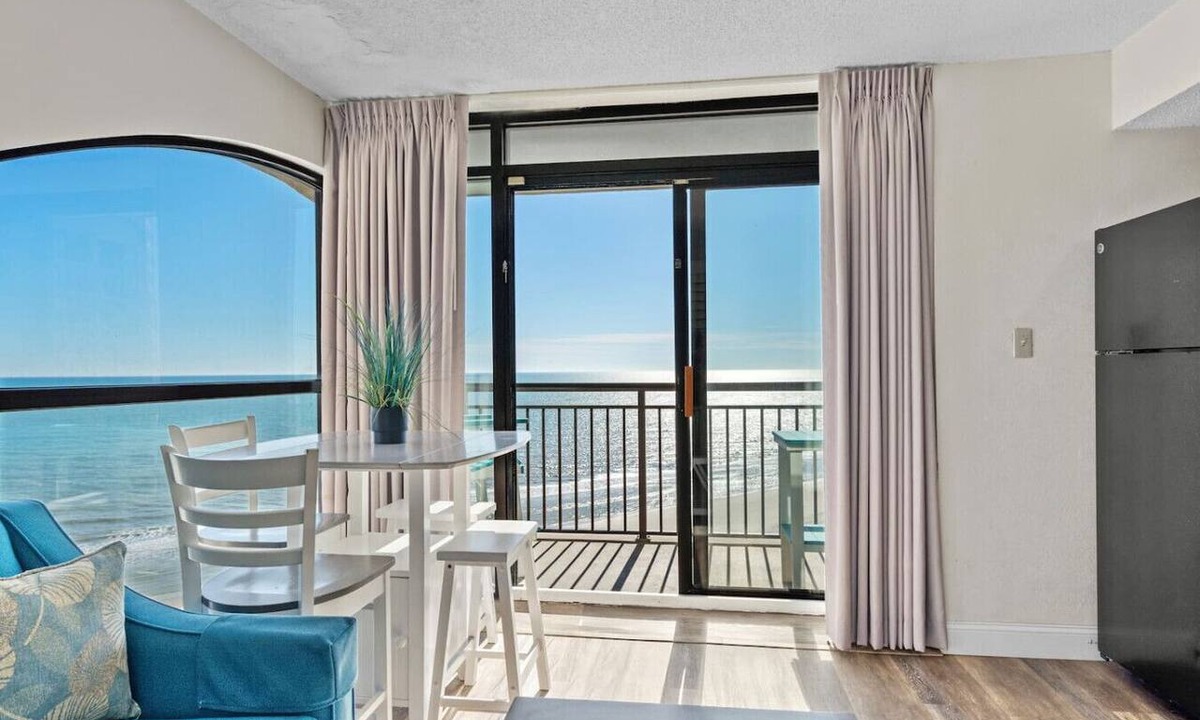 Windy Hill Condo | Oceanfront End Unit Condo Sunrise and Sunset Views
