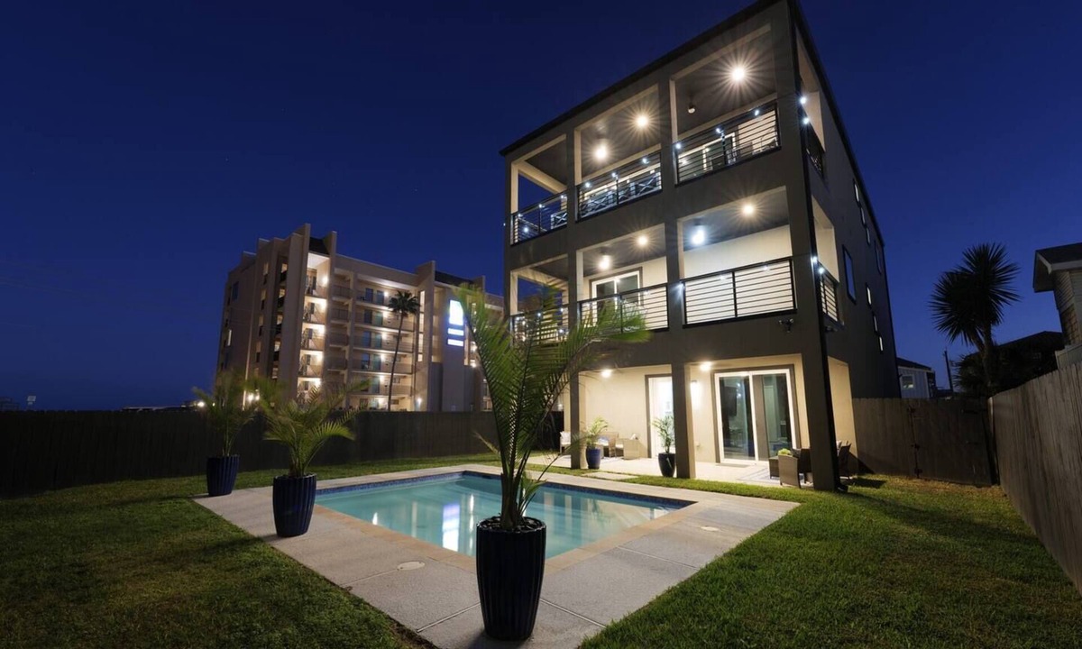 South Padre Island House | Oceanfront Escape 5BR Luxury Home w/Pool & Views