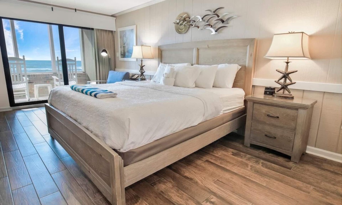 Litchfield by the Sea Apartment | Oceanfront Escape with Private Porch 1st Floor