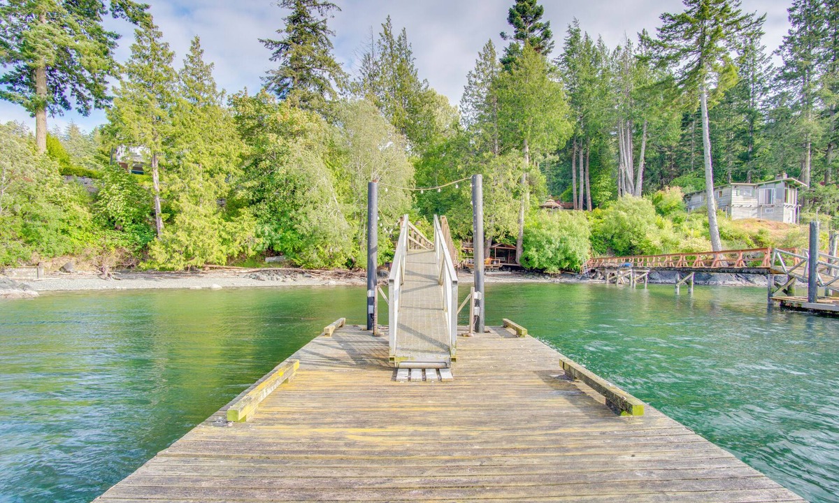 East Sooke House | Oceanfront Getaway with Private Dock + Beach