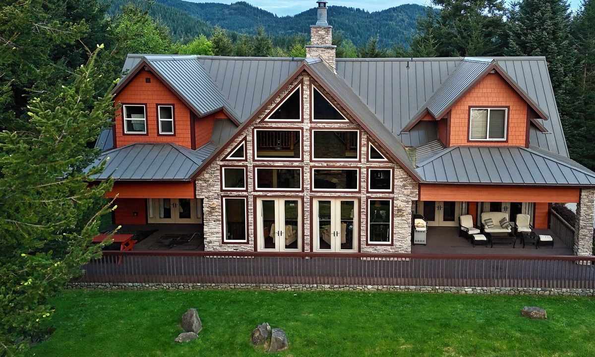 Gold Beach House | Oceanfront Gold Beach Estate, An Exclusive Private Coastal Retreat for Your Stay