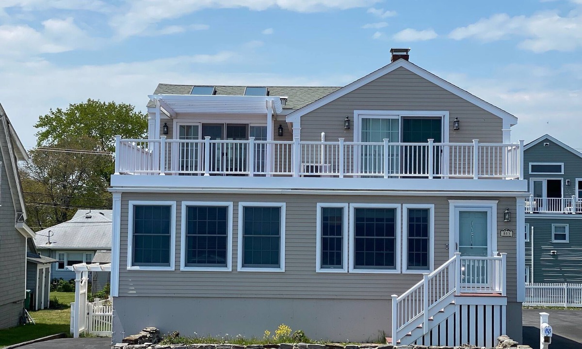 Hampton House | Oceanfront North Beach Retreat w/Huge Deck, Sunroom & Steps to Top Surf Spot