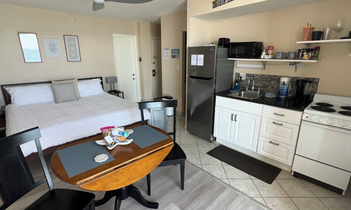 Bostwick Park Condo | Oceanfront Oasis studio Condo at the Beach