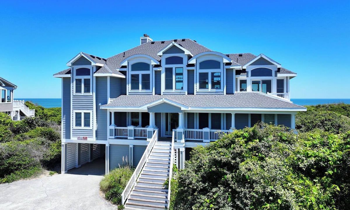 Pine Island House | OCEANFRONT, Ocean Views, Pool, Hot Tub, PI202, Turtle Key