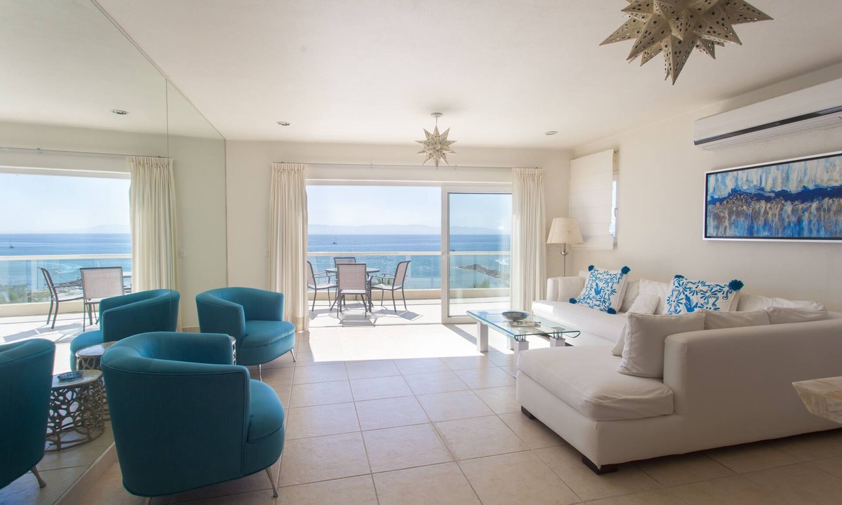 Emiliano Zapata Condo | OCEANFRONT PENTHOUSE. 4 Bdrm + loft, BREAHTAKING VIEWS.