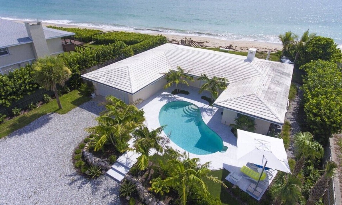 Indian River Shores House | Oceanfront Pool Home with Vacation Amenities