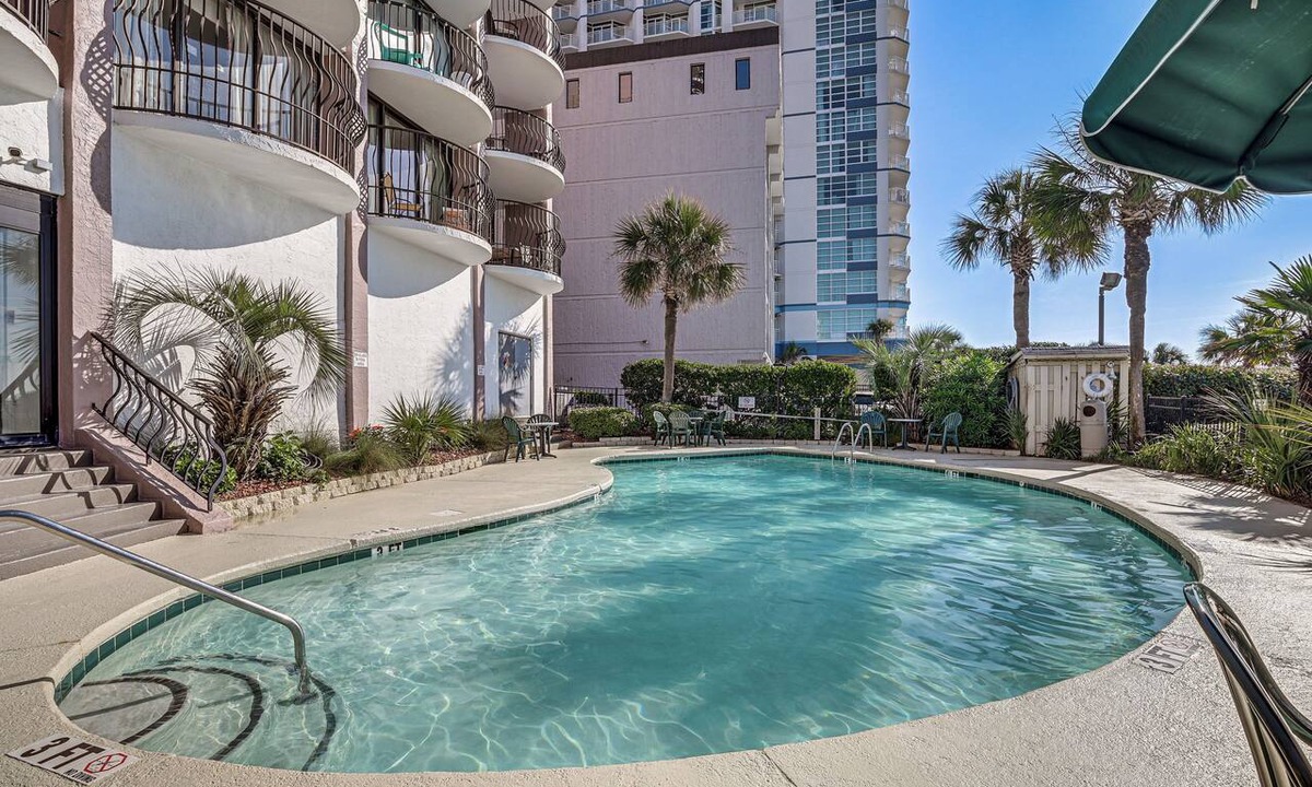 Myrtle Beach Condo | Oceanfront Resort-Style Condo in Myrtle Beach!