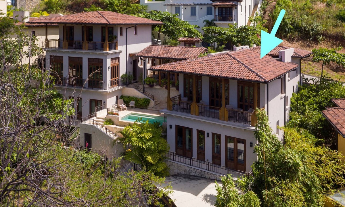 Las Catalinas House | Oceanfront Sleeps 6 Full Kitchen BBQ Pool Balcony - Alouatta Guesthouse