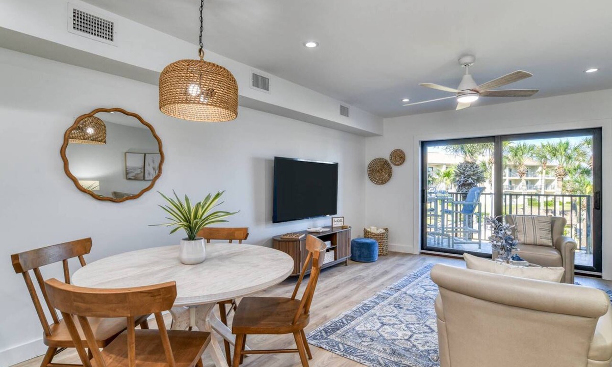 Surfcrest Village Condo | Oceanfront, Pool and Ocean Views, Complete Remodel, 2 Balconies, 2 Masters! $300 in Free Tickets!