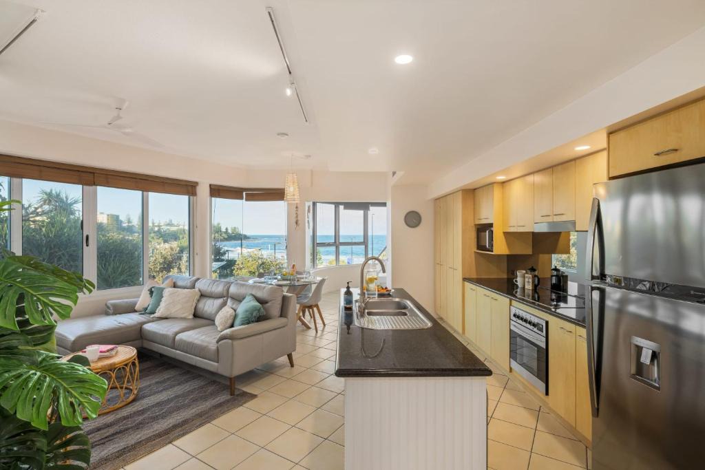 Kings Beach Apartment | Oceanfront Views at Rolling Surf Resort
