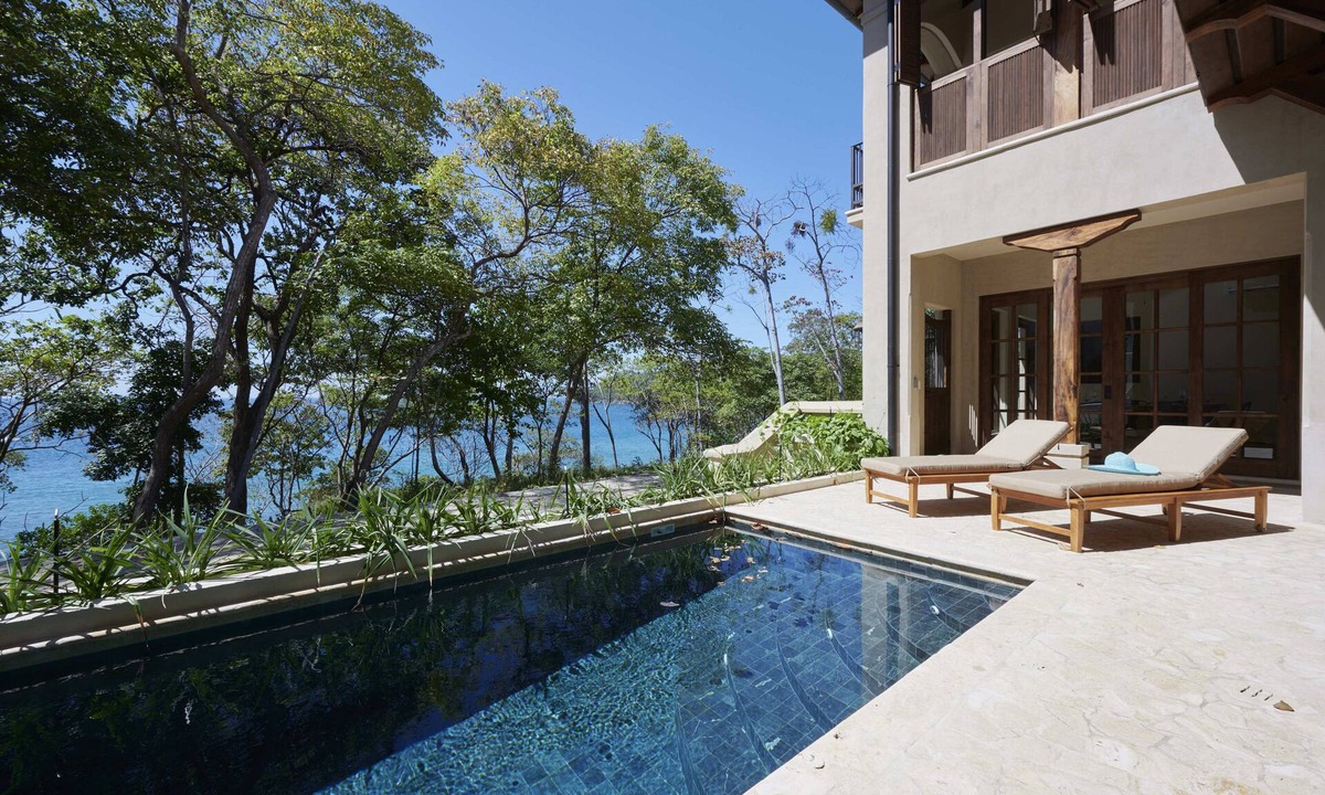 Las Catalinas House | Oceanfront Villa with Pool, Terrace and Beach Club Access - Casa Los Monos