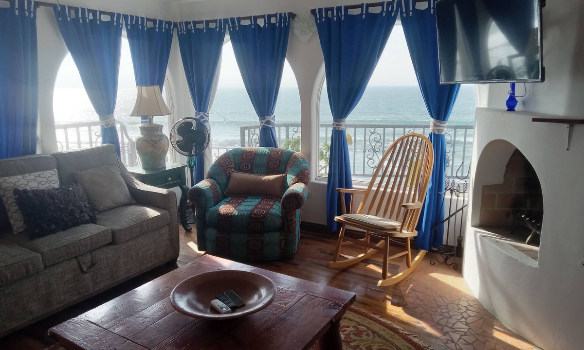 Playas de Rosarito Villa | Oceanfront Villa - king beds, smart tv's, fireplace, pool, jacuzzi, beach & bbq