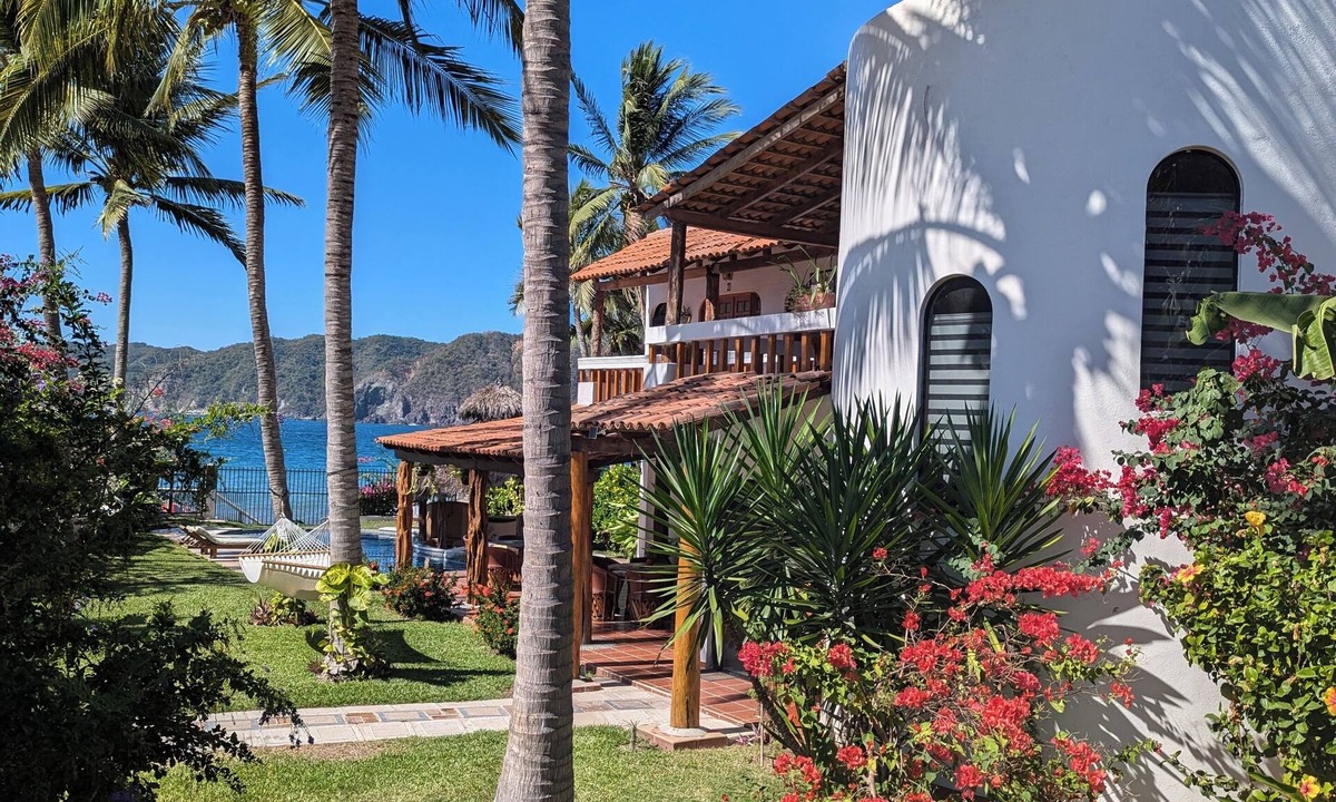 Cuastecomates Villa | Oceanfront Villa on the beach with garden and pool. Ask about individual rooms.