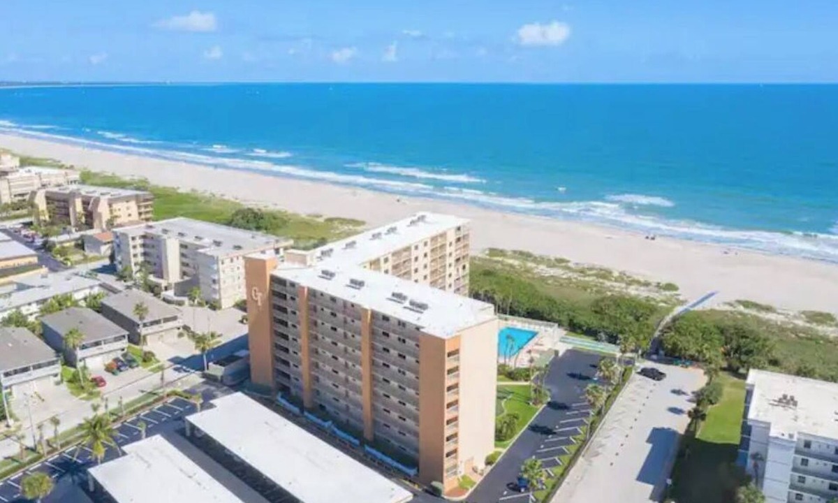 Port Canaveral Condo | Oceanfront walkout stunning condo!