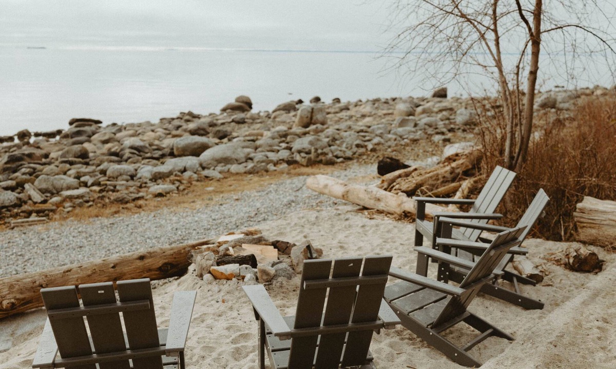 Powell River House | Oceanview Heron Studio