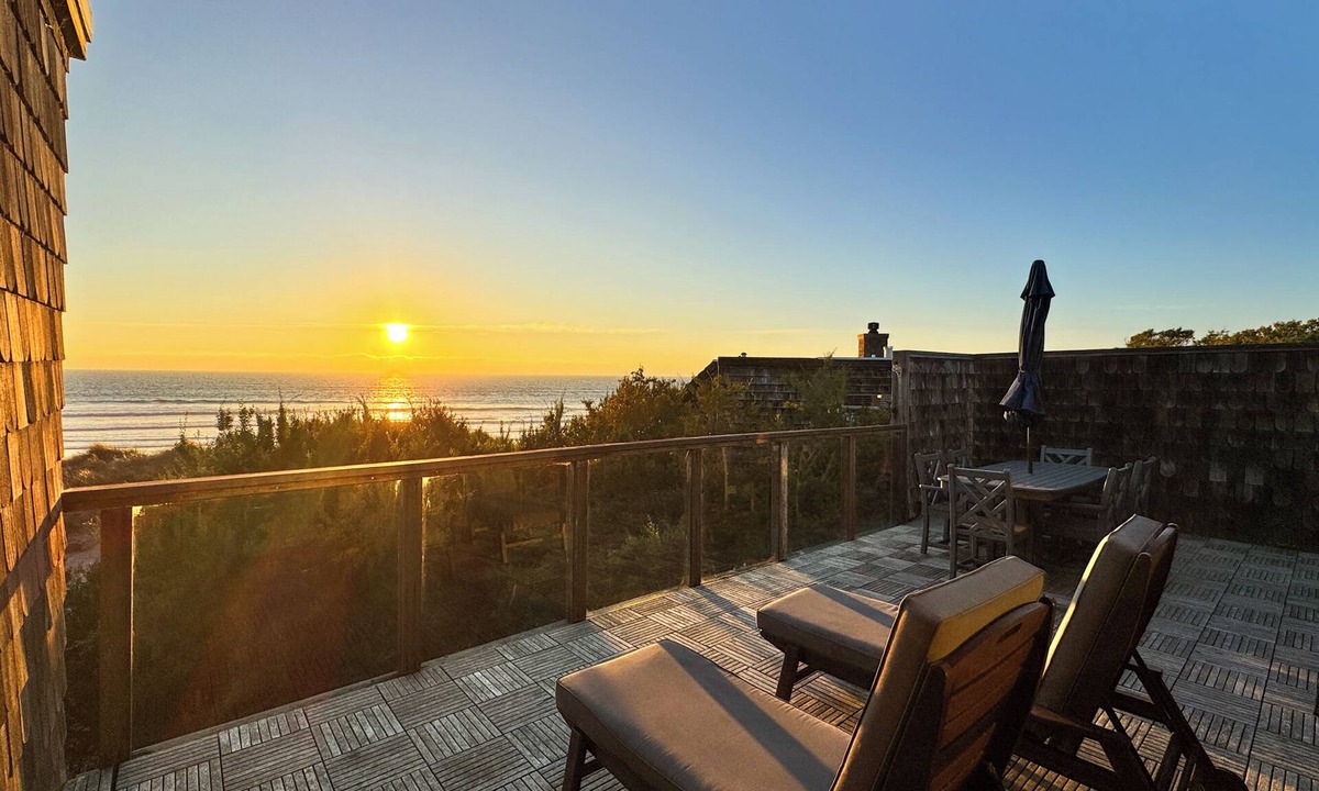 Pajaro Dunes House | Oceanview Luxury - 5BR - Hot Tub - Steps to Beach