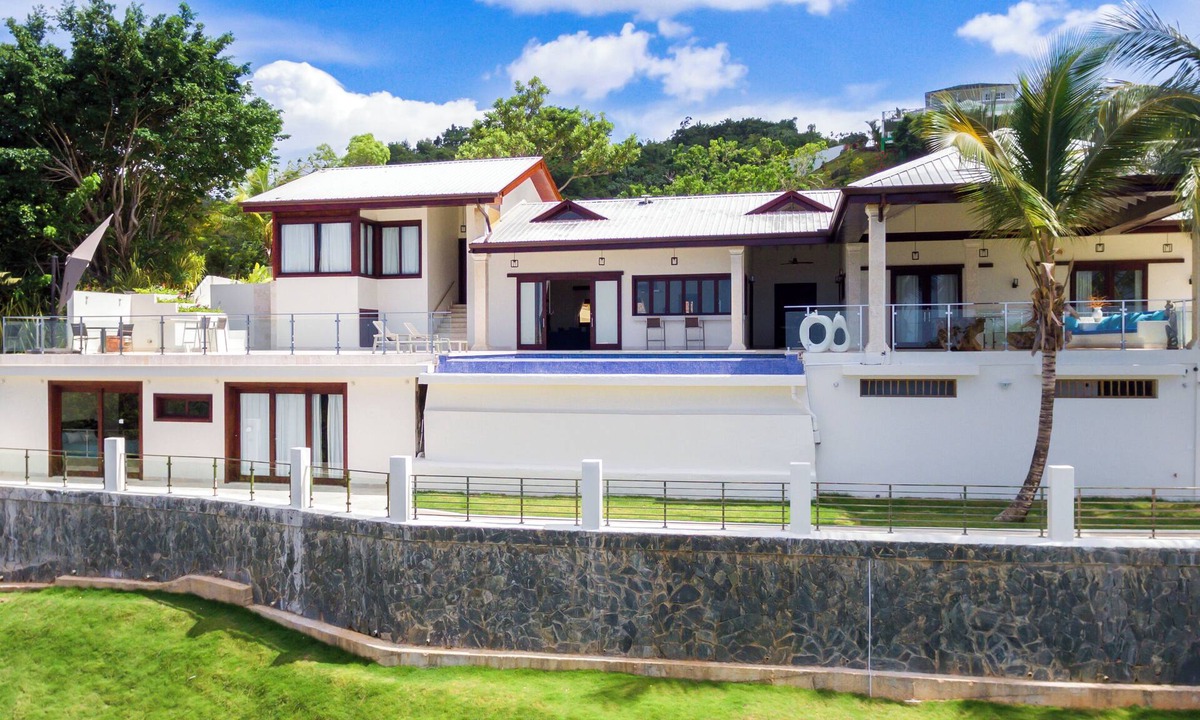 Las Terrenas House | Oceanview Luxury Villa, 6 bedrooms, WiFi, AC, breakfast Preparation included