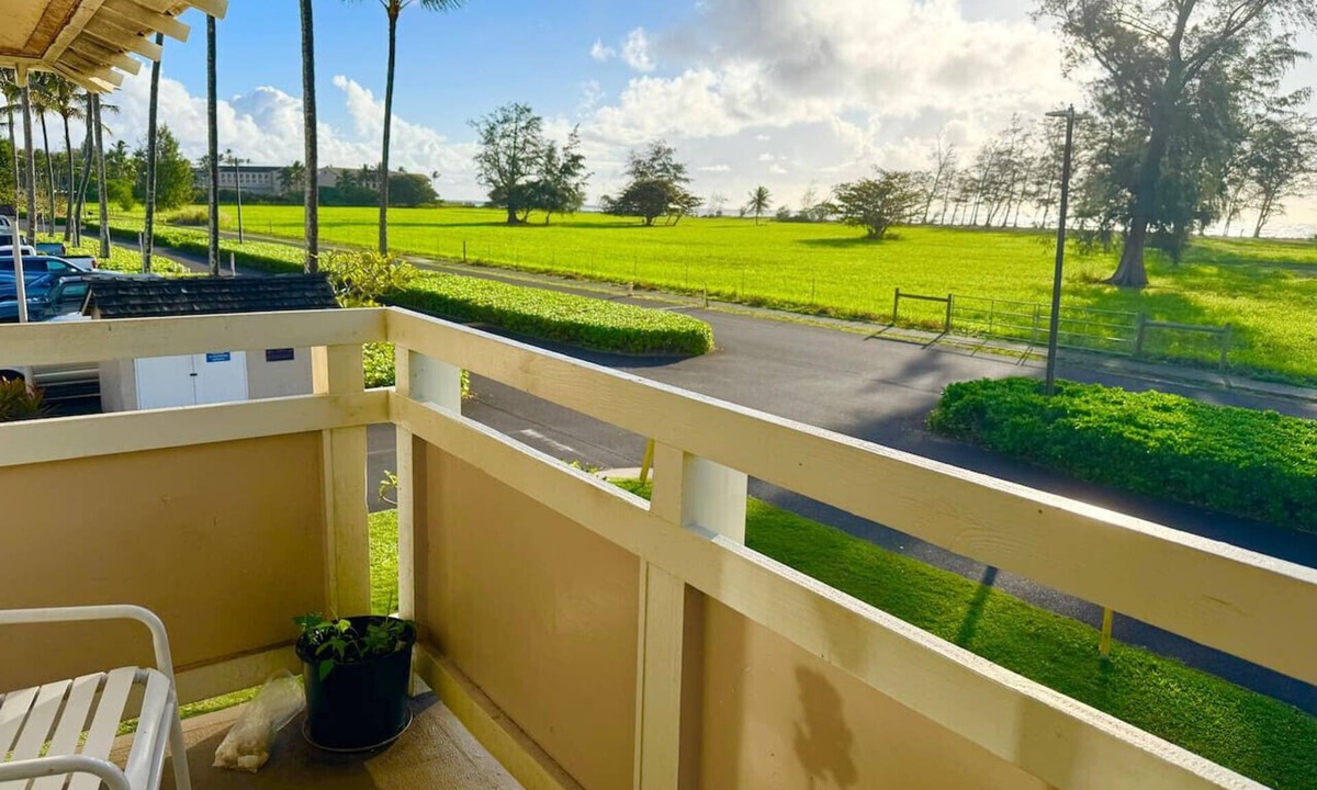 Wailua Apartment | Oceanview on Coconut Coast