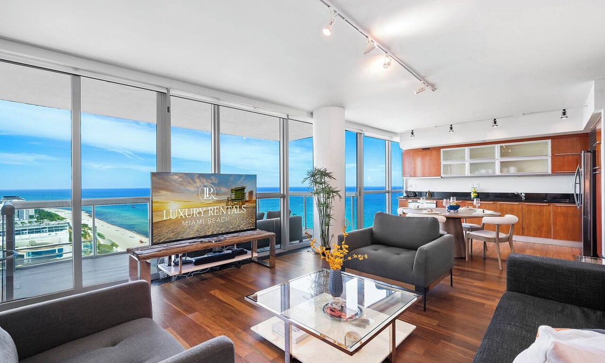 City Center Condo | Oceanview Private Penthouse at The Setai - 3803