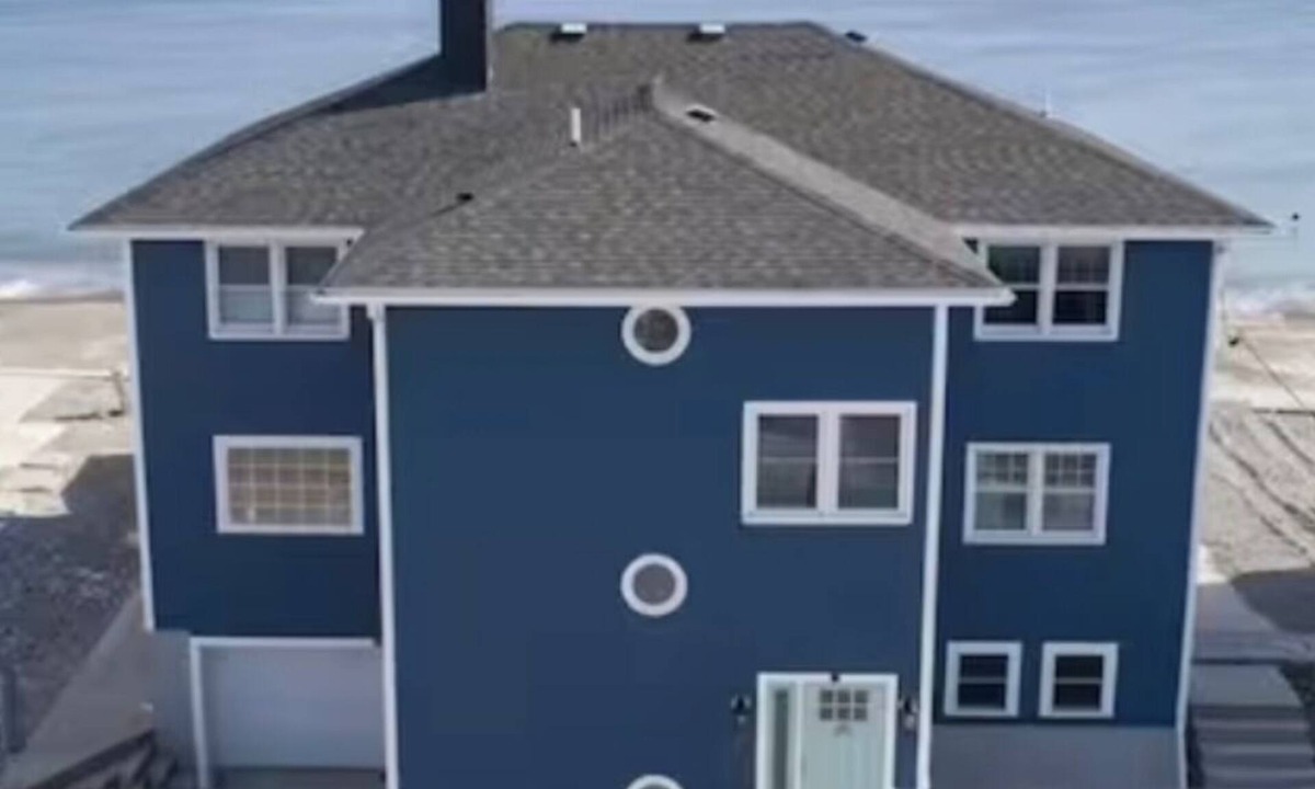 Scituate House | Oceanviews all round 5-bedroom house in brilliant Scituate with WiFi, AC,