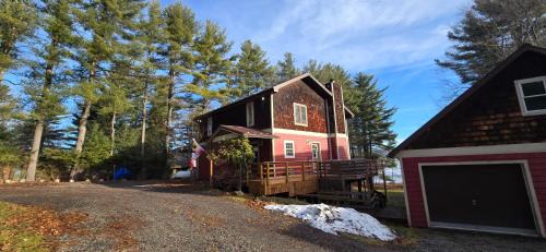 Swanton House | October Moon- Lakefront Pet-Friendly Home with Dock in Deep Creek Lake (Near Wisp Resort)