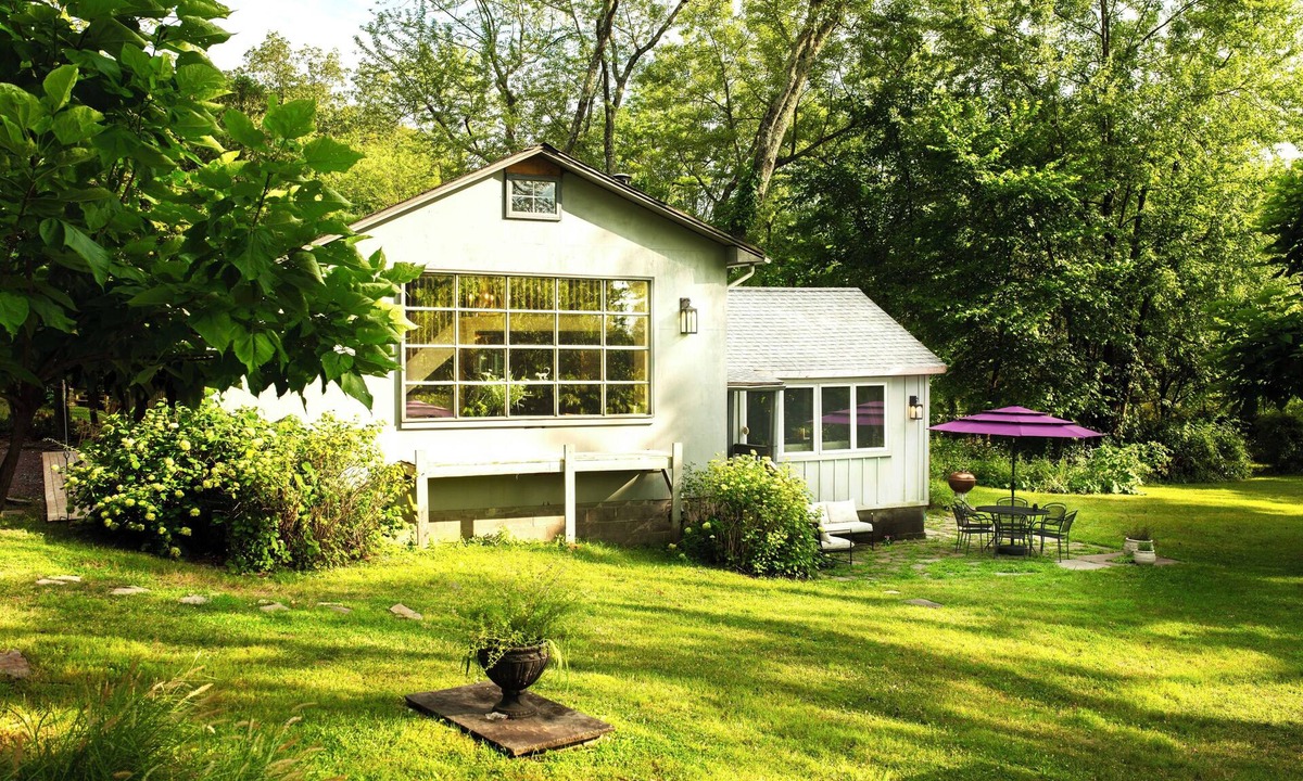 New Paltz House | Ode. Historic Homestead on the Wallkill River