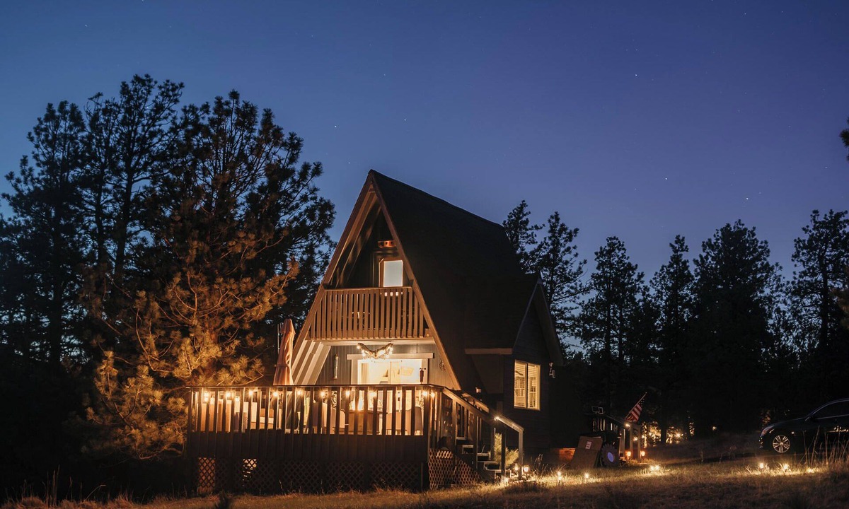 Florissant Cabin | Off-Grid A-Frame Escape - Wildlife, fresh air.