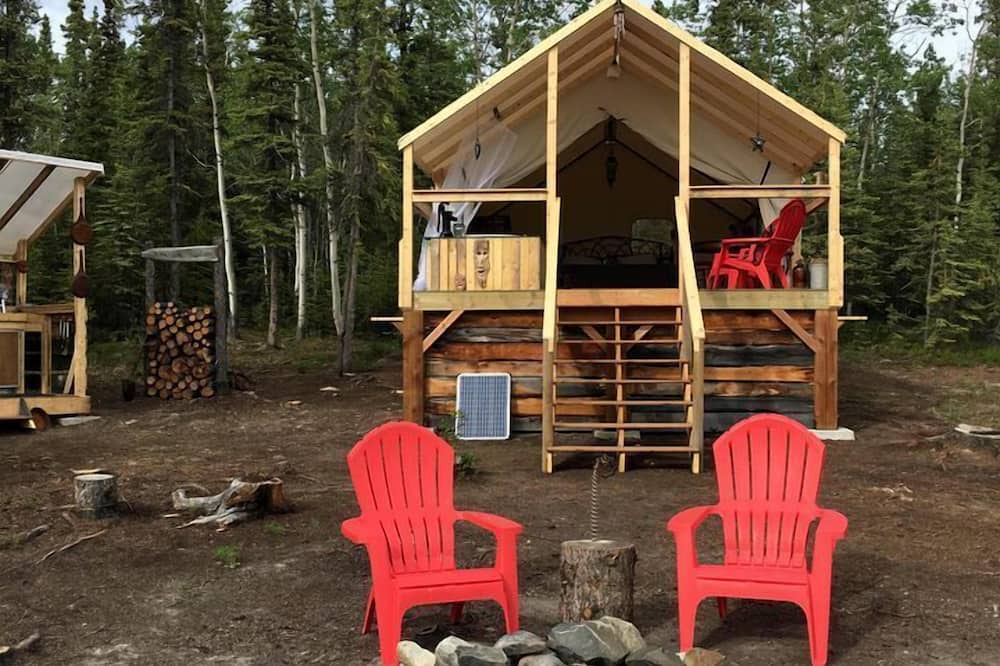 Ibex Valley RV Rental | Off-Grid Yukon Glamping Retreat for Couples