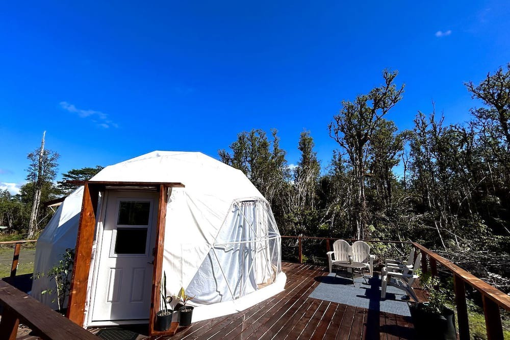 Fern Acres House | Off-Grid Luxury Dome For Stargazing Close to Volcano National Park, Hilo, Pahoa, Keaau