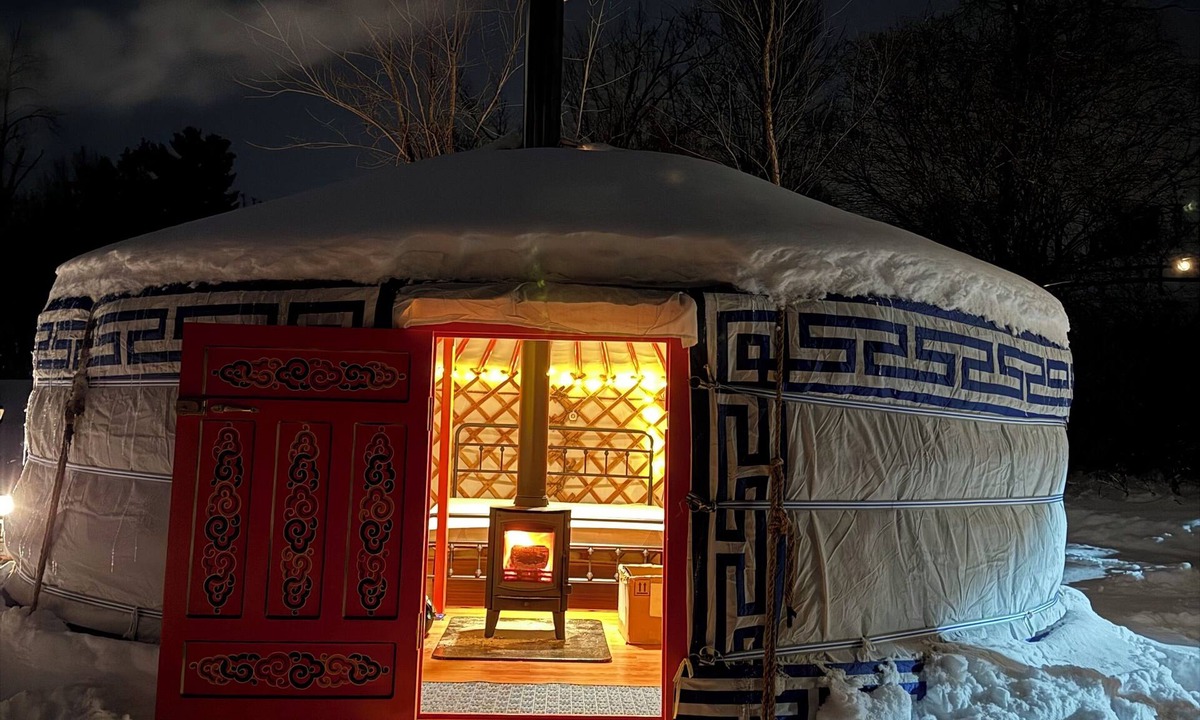 Poultney Cabin | Off-Grid Mongolian Yurt on Vermont Sheep Farm