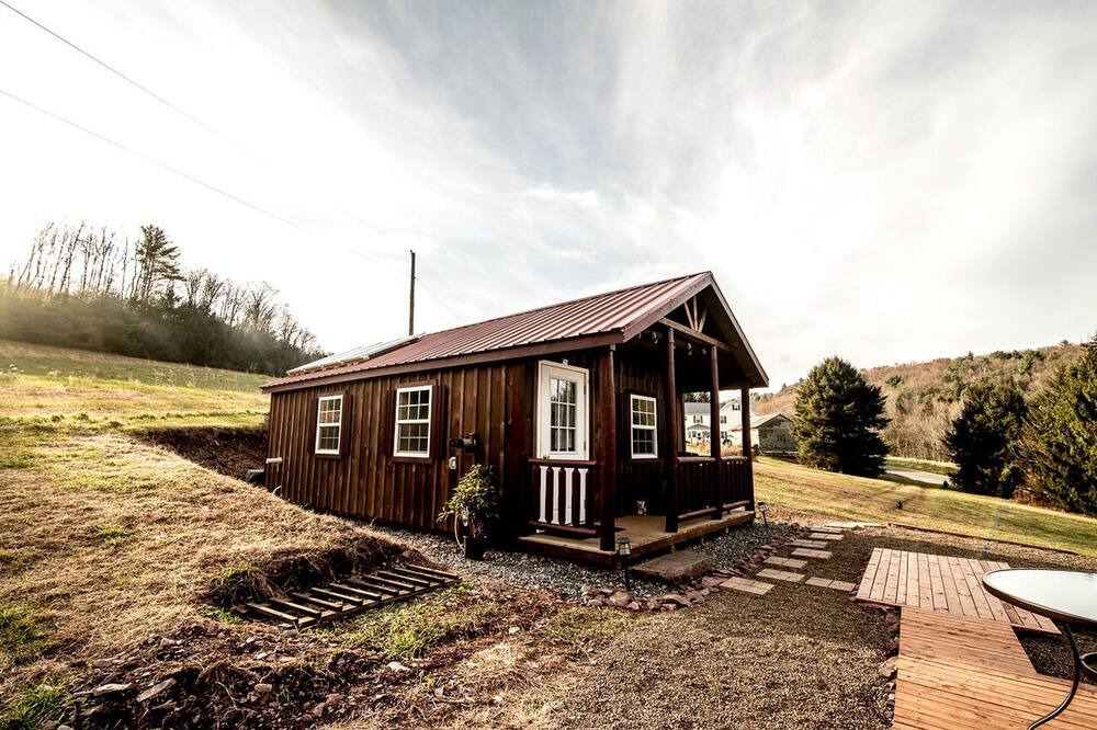 Ringtown Cabin | Off-Grid Ringtown Accommodation Ideal for Weekend Getaways in Pennsylvania