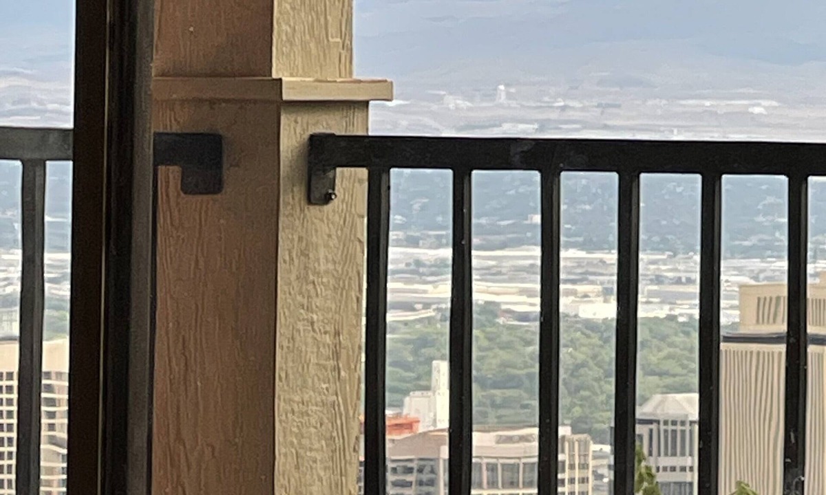 Lower Avenues House | Office and a Penthouse View!