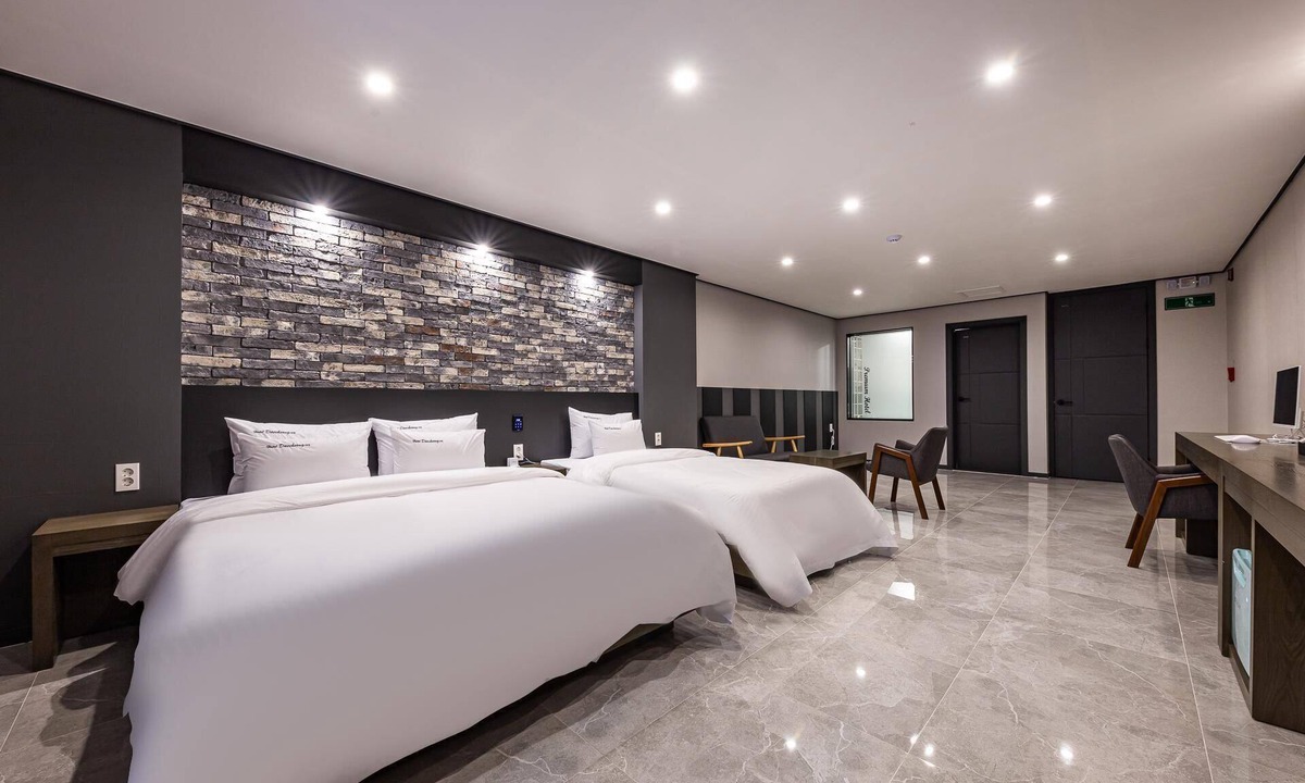 Okcheon Hotel | Okcheon Daecheong Hotel