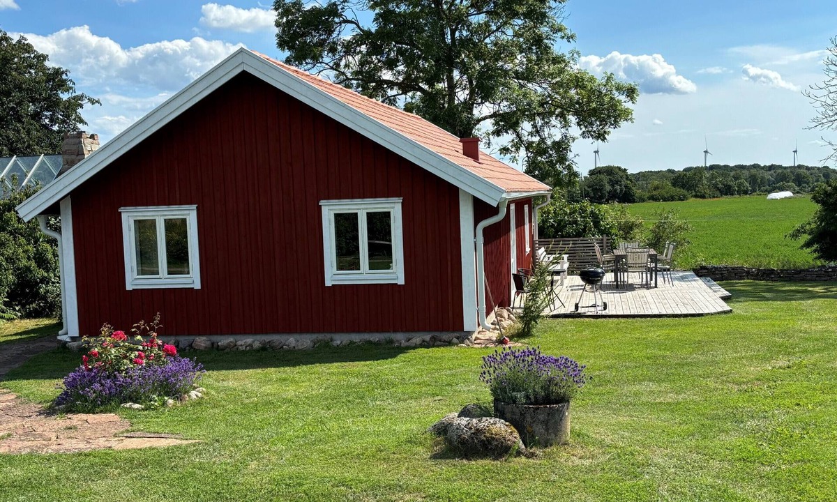 Storlinge House | Öland between windmill and nature reserve
