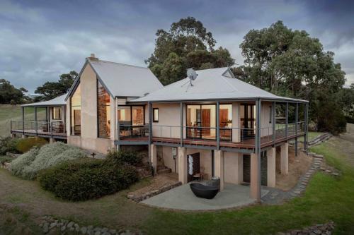 Hindmarsh Valley Cabin | Old Coach Road Estate