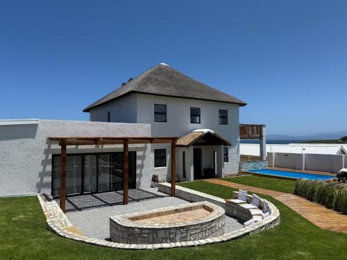 Gansbaai Villa | Old Harbour Place