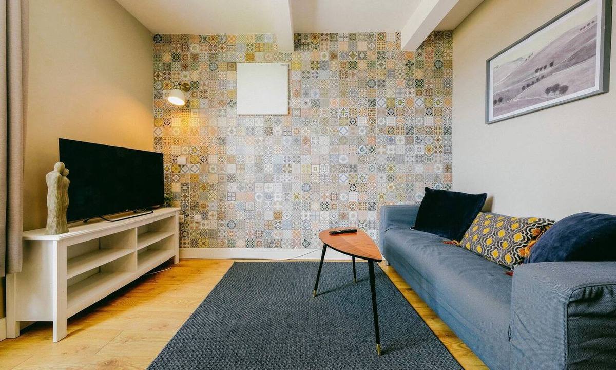 Bristol Condo | Old Market Studios - Number 2