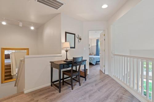 Southern Crossing House | Old Mill Proxi