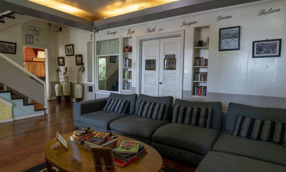 Baguio Bed & Breakfast | Old Orangewood Bed & Breakfast