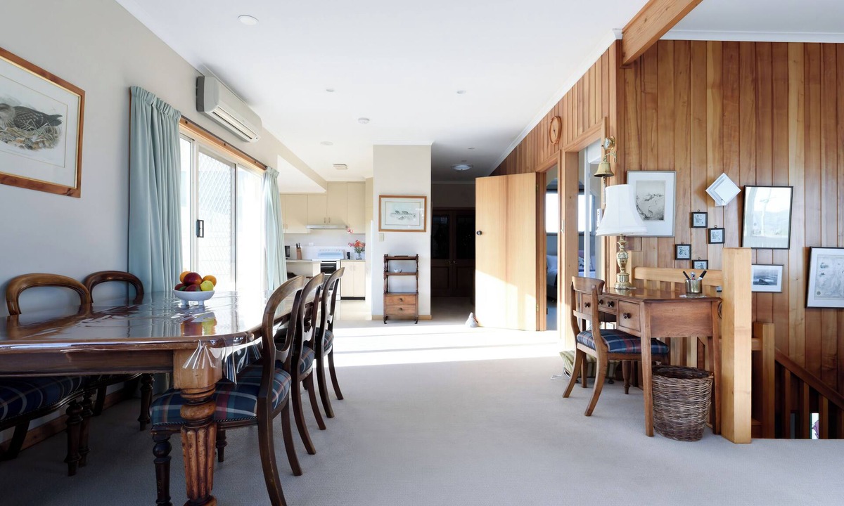 Low Head House | Old-School Charm Meets Beachside Bliss