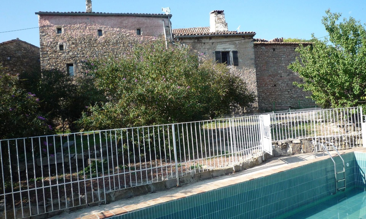 Les Salles-du-Gardon House | Old stone Cévennol Mas isolated in the forest